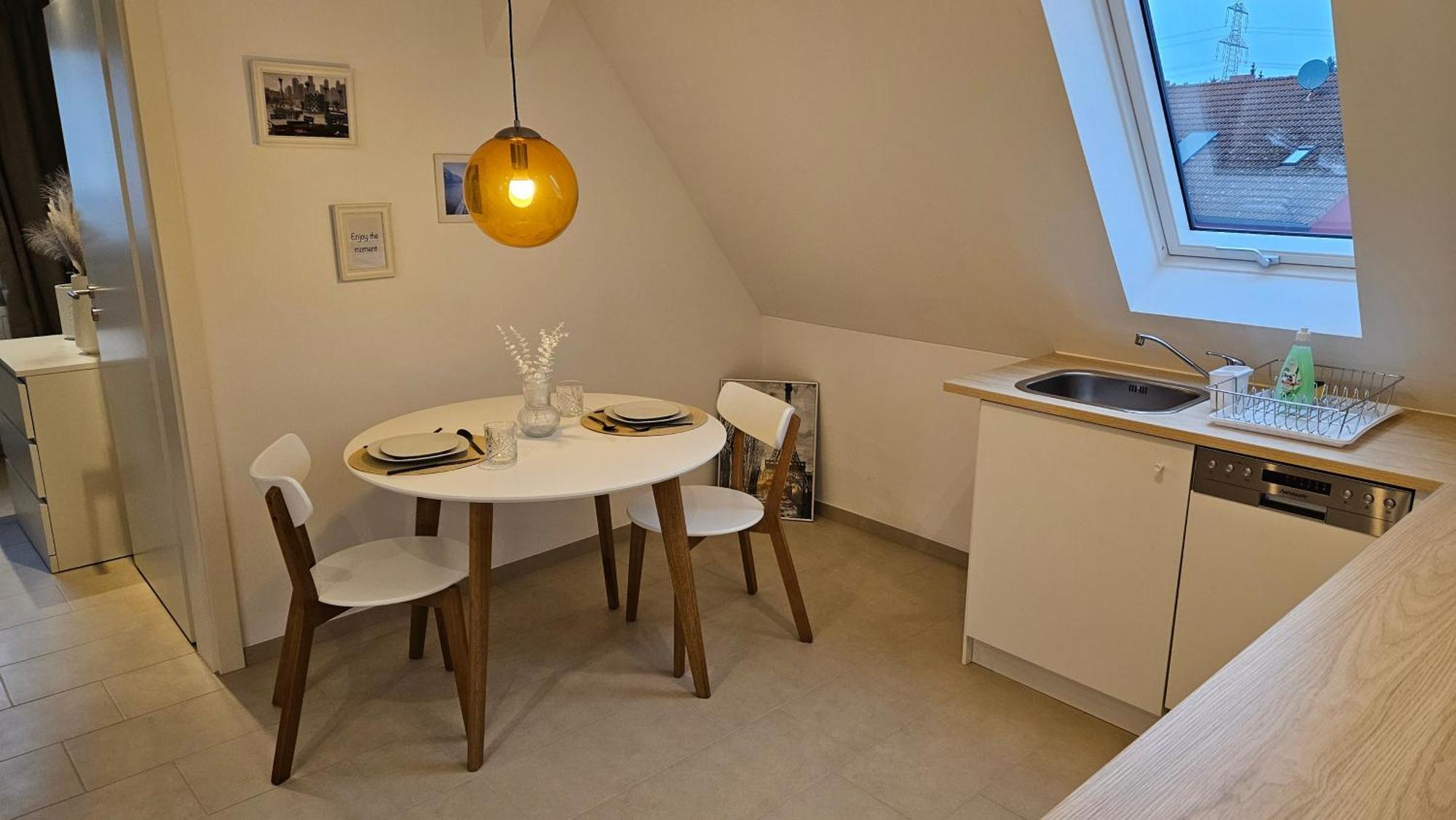 Ferienwohnung As5 Two Bamberg - Zentrale Lage Mit Parkplatz Hallstadt Esterno foto